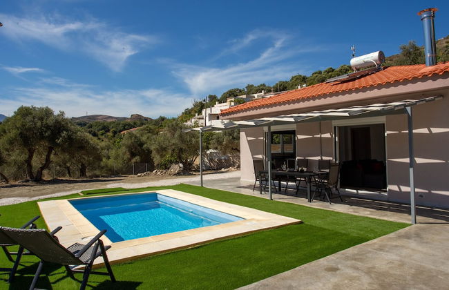 3-bed Villa in Palaioloutra With Private Pool - Foto 19