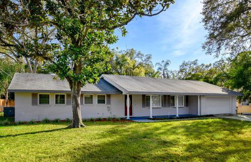 Pool and Game Room Spacious Brandon Home - Foto 33