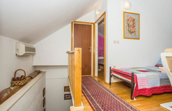 Holiday House Tina Seget - Foto 17