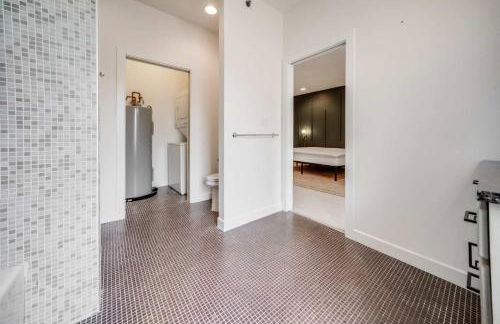 Chic Modern Condo in the Vibrant NuLu District - Foto 34