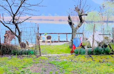 Dascio Lakefront with Private Garden and Parking - Foto 24