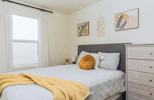 Modern 5 bed near hospitals and UC Merced - Foto 21