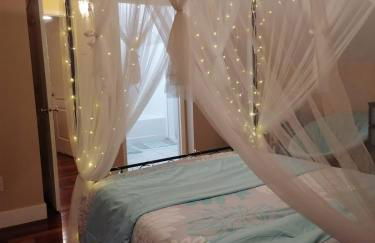 Beautiful home with your own entrance in Sandy - Foto 43