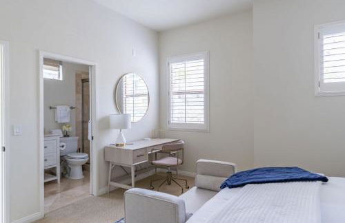 Water and sunset views in dreamy Cardiff by the sea - Foto 33