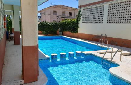 Apartamento con piscina y bonita terraza - Foto 3