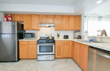 3BR 2BA Family-Friendly Beach Home - Foto 23