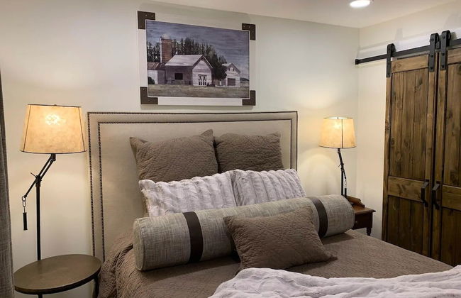 Five-star Historic Boyd Harvey Carriage House 2 Bedroom Home by RedAwning - Foto 6