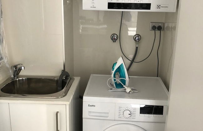 High-End Riverside Home - Foto 15