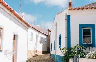 Modern Old Town House with Sunny Terrace - Photo 23