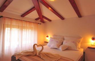 Luxury apartment Alba with pool - Photo 12