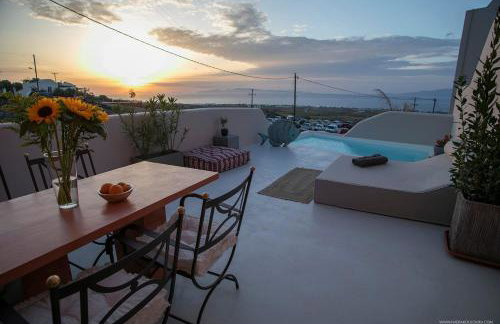 Superior Santorini Villa 2 Bedroom Villa Private Jetted Pool & Amazing Sea - Photo 30