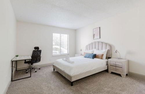 Rosehill Pointe 185 I Spacious 1 Bed 1 Bath - Foto 1