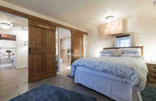 The Stables at Brambles Farm - Photo 39