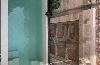 Design house with swimming pool near the sea - Photo 8