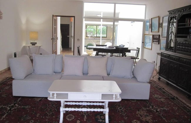 Beautiful Villa in Praia da Salema max 6 People - Foto 14