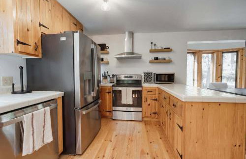 North Lake Hideaway Prime Locale for Outdoor Fun - Foto 17