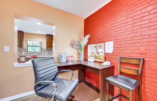 Covered Deck, Large Yard! Pet-Friendly Jax Escape! - Foto 6