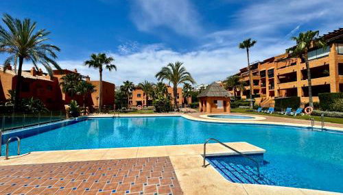 Piso de lujo totalmente equipado a estrenar para 6 - Foto 2