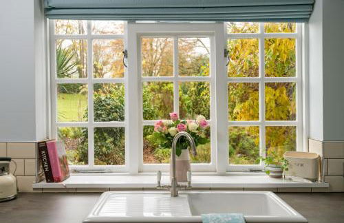 The Nest at Winnall Luxury 19th Century Cottage - Foto 37