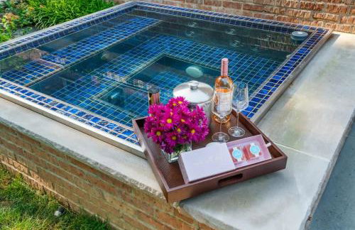 Luxury Princeton Estate Pool, Hot Tub, Sleeps 20 - Photo 17