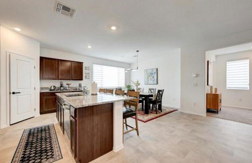 Discounted Monthly Beautiful Villa Near Strip - Foto 31