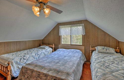 Walk to Green Lake and Beach Cozy Cabin with Deck - Foto 15