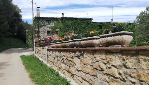 Masia con encanto en el bosque a 10 min de Girona - Foto 1