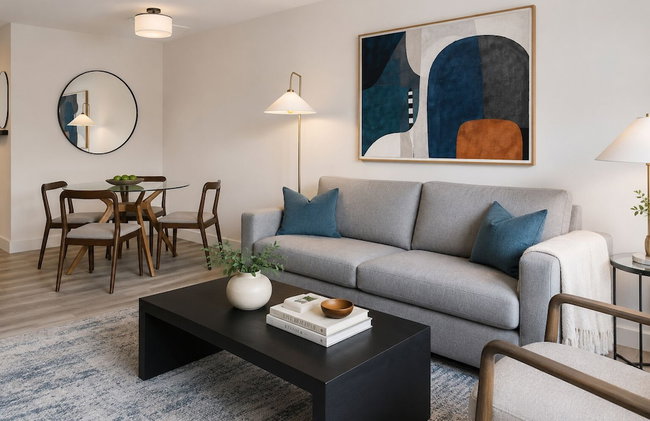 Global Luxury Suites at Georgetown - Photo 33