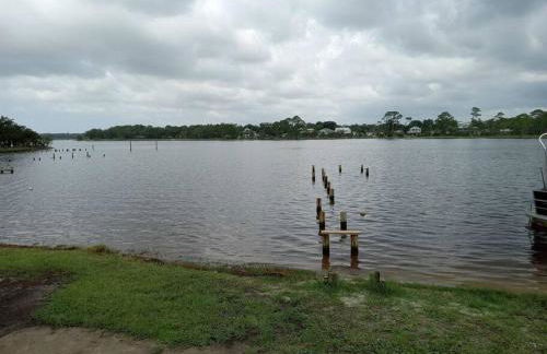 Studio with Private Beach on Bayou Grande - Photo 16