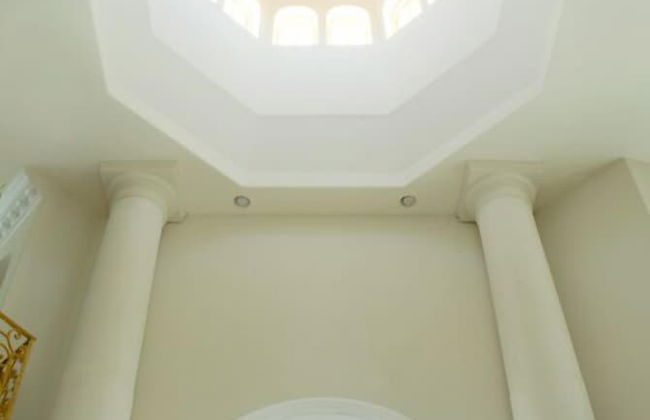 The Stradella Court Mansion - Photo 36