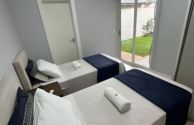 Casa com piscina 5 suites 1 quarto e AC - Photo 3