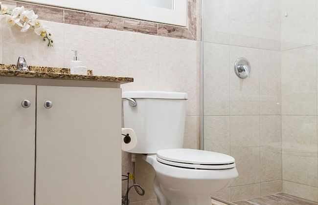 Botanic Bliss Living in Kingston - Photo 18