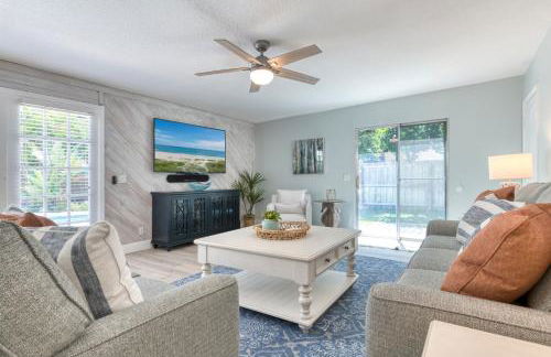 Enchanting Juno Beach Home! Sleeps 8! - Photo 10