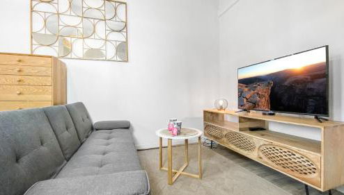 CALYPSO - Hypercentre - Proche Gare & Tram - Balcon - Wifi - Foto 1