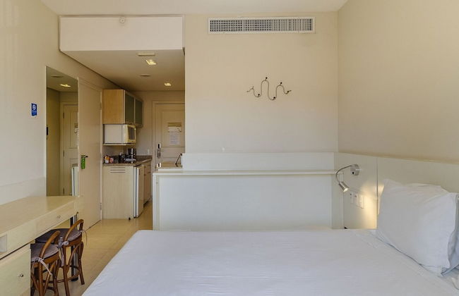 Estúdios Modernos em Resort pé na areia - Jurerê Beach Village JBVJR - Photo 35