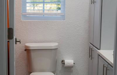 Winston's Hideaway. A few blocks walk to downtown. - Foto 6