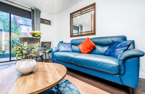 Great Location 2 Bedroom House in Nottingham, Private Garden, Fast Wi-Fi and Free Parking - Photo 22