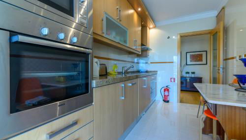 Carcavelos Beach - Photo 4