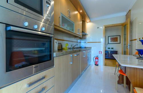 Carcavelos Beach - Photo 4