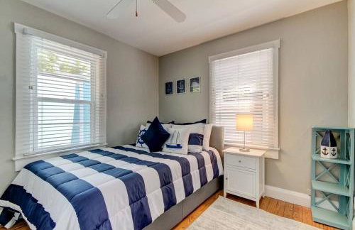 Rare- Downtown 2 bedroom! Family friendly! - Photo 11