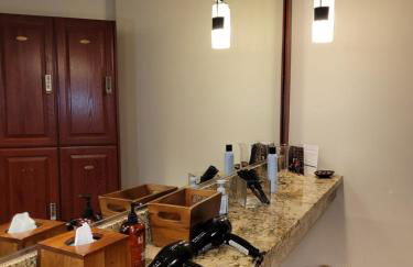 Dav's Slopeside King Studio -- Resort & Spa at Everline - Foto 24