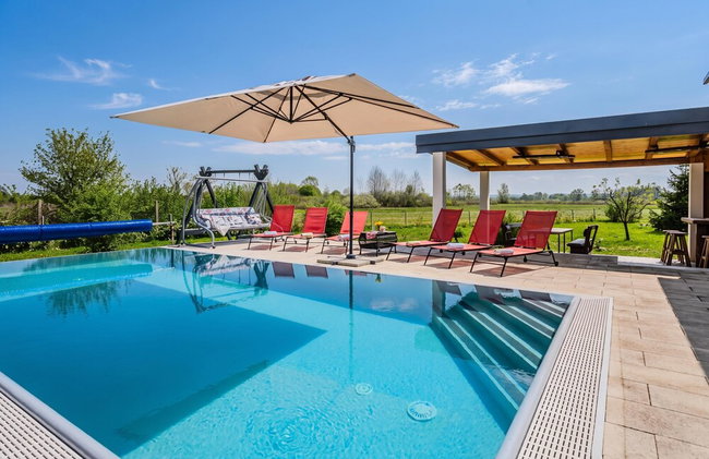 Secluded Pool House Kupa /w Sauna & Jacuzzi - Happy Rentals - Foto 29