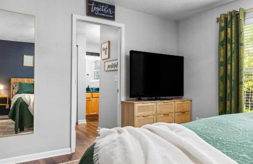 Petoskey Falls Escape-Hot Tub/Dogs/Petoskey/Boyne - Photo 31