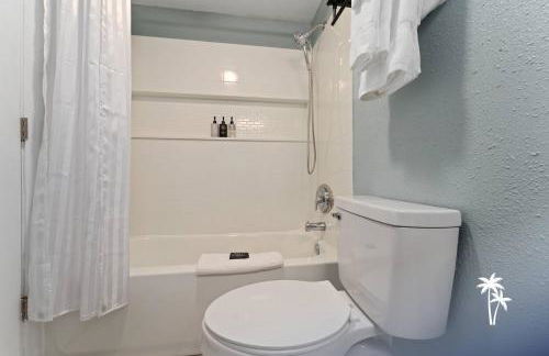 Tranquil Garden View 2 Bed 2 Bath Balcony Condo 7 Min to Universal - Foto 25