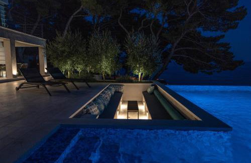 Seafront Villa Serenita - Photo 50