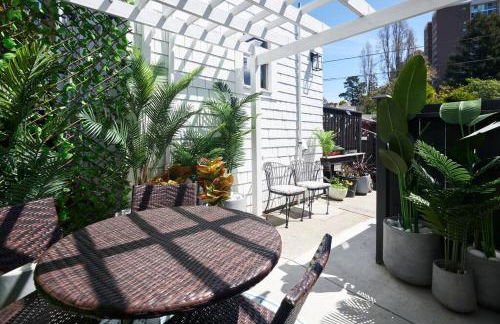 Tiny Living; Big Style - Photo 29