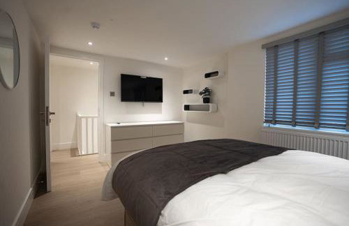 Luxury 6 Bed near city centre with Cinema Room & games room plus 5 bathrooms - Foto 11