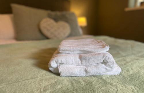 West Midlands-2 Double Bed Room Apartment - Photo 15