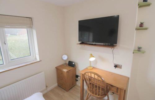 2 Bed House - BHX - NEC - Photo 13