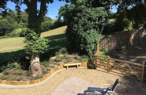 Luxury New Forest Barn, ideal for couples - Photo 47